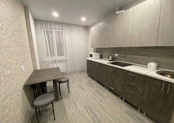 Продам двухкомнатную (2-комн.) квартиру, Еременко ул, 90к27, Ростов-на-Дону г