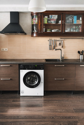 Продам трехкомнатную (3-комн.) квартиру, Буйнакская ул, 33, Ростов-на-Дону г