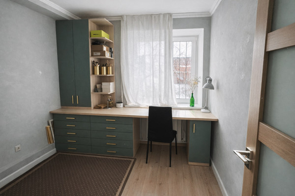 Продам трехкомнатную (3-комн.) квартиру, Буйнакская ул, 33, Ростов-на-Дону г