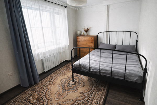 Продам трехкомнатную (3-комн.) квартиру, Буйнакская ул, 33, Ростов-на-Дону г