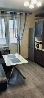 Продам однокомнатную (1-комн.) квартиру, Зеленые аллеи б-р, 2, Видное г