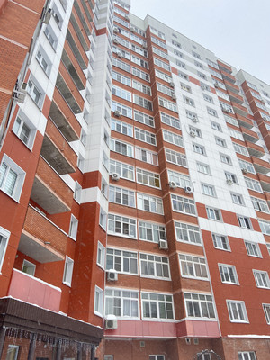 Продам двухкомнатную (2-комн.) квартиру, Соловьёва (Кучино мкр.) ул, 1, Балашиха г