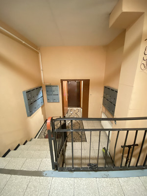 Продам трехкомнатную (3-комн.) квартиру, Кубинка-8 городок, 4, Кубинка г