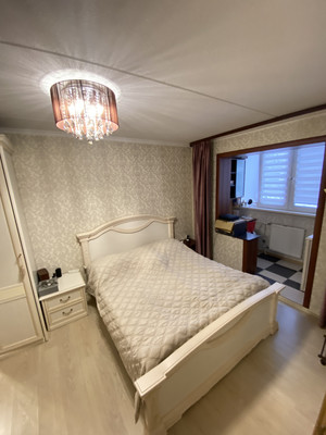 Продам трехкомнатную (3-комн.) квартиру, Кубинка-8 городок, 4, Кубинка г