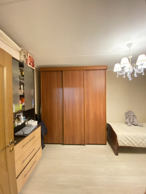 Продам трехкомнатную (3-комн.) квартиру, Кубинка-8 городок, 4, Кубинка г