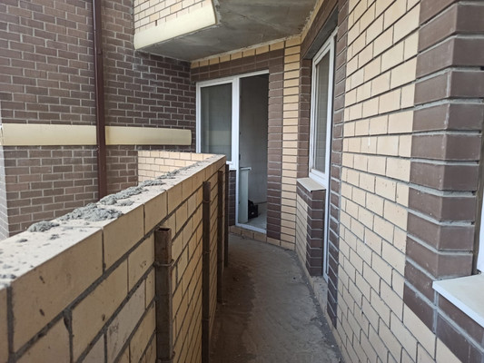 Продам трехкомнатную (3-комн.) квартиру, им. лётчика Позднякова ул, 2к6, Краснодар г
