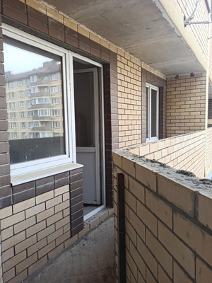 Продам трехкомнатную (3-комн.) квартиру, им. лётчика Позднякова ул, 2к6, Краснодар г