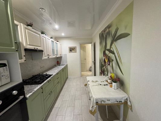 Сдам многокомнатную квартиру, им. Воровского ул, 95, Краснодар г