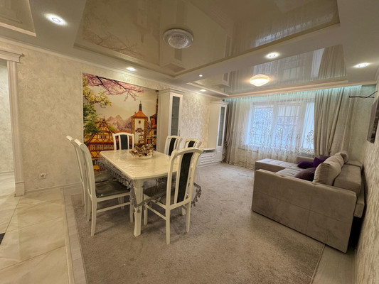 Сдам многокомнатную квартиру, им. Воровского ул, 95, Краснодар г