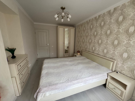 Сдам многокомнатную квартиру, им. Воровского ул, 95, Краснодар г