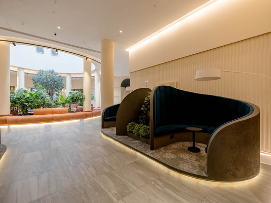 Продам двухкомнатную (2-комн.) квартиру, Вильгельма Пика ул, 1, Москва г