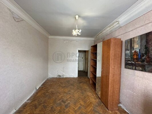 Продам трехкомнатную (3-комн.) квартиру, Трофимова ул, 31, Москва г