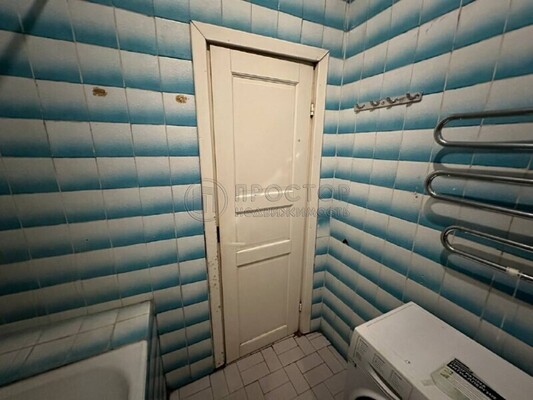 Продам трехкомнатную (3-комн.) квартиру, Трофимова ул, 31, Москва г