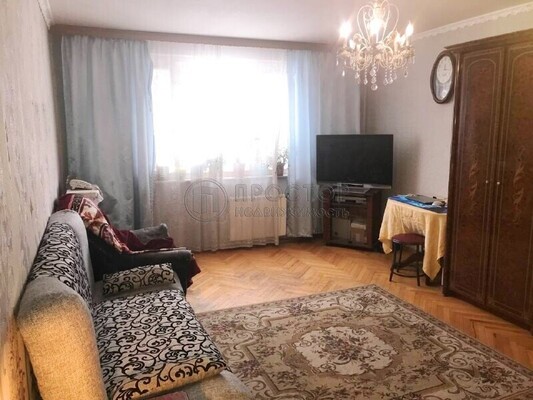 Продам трехкомнатную (3-комн.) квартиру, Керамический проезд, 71к1, Москва г