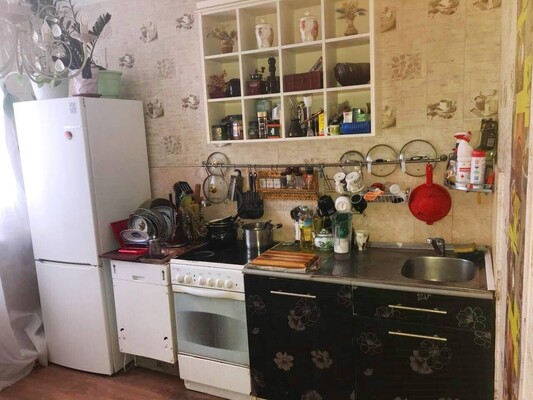 Продам трехкомнатную (3-комн.) квартиру, Керамический проезд, 71к1, Москва г