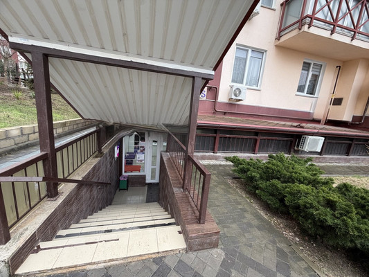 Продам коммерческое помещение 98 м2, Балаклавская ул, 135, Симферополь г