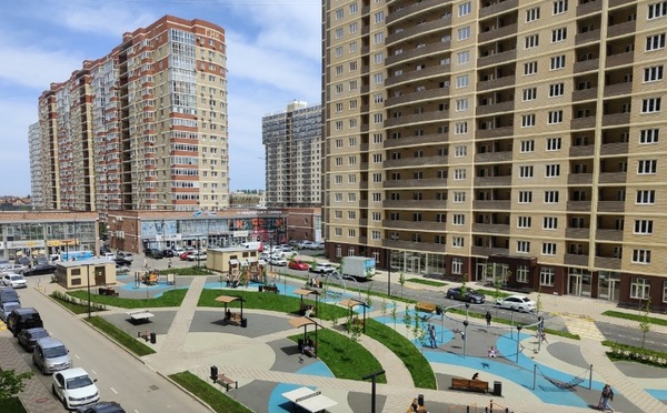 Продам двухкомнатную (2-комн.) квартиру, им. Петра Метальникова ул, 36, Краснодар г