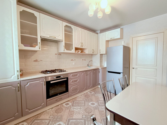 Продам однокомнатную (1-комн.) квартиру, Семчинская ул, 7к1, Рязань г