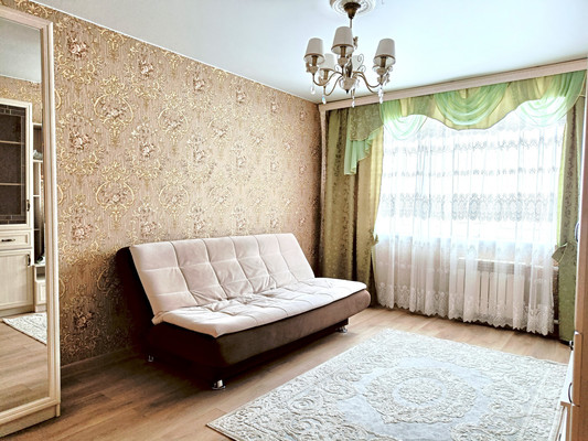 Продам однокомнатную (1-комн.) квартиру, Семчинская ул, 7к1, Рязань г