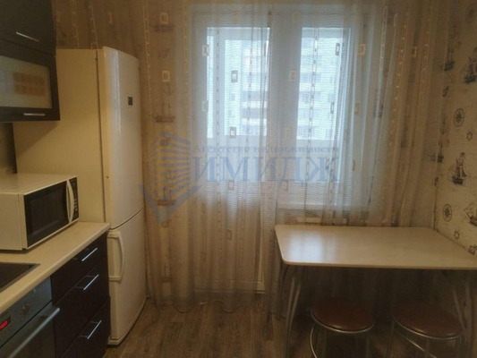 Сдам однокомнатную (1-комн.) квартиру, 40 лет Победы ул, 30Д, Красноярск г