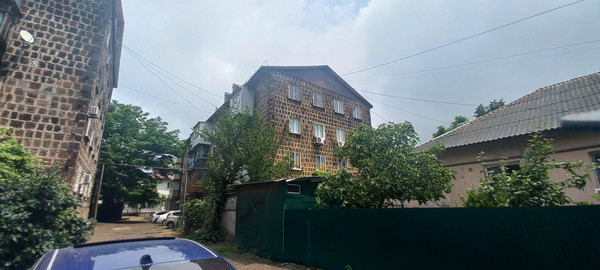 Продам трехкомнатную (3-комн.) квартиру, Московская ул, 9, Туапсе г