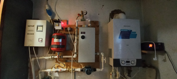 Продам дом, Озерная ул, 4, Кирпичное с, 0 км от города