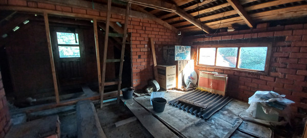 Продам дом, Озерная ул, 4, Кирпичное с, 0 км от города