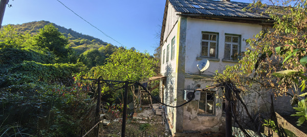 Продам дом, Заводская ул, 34, Кирпичное с, 0 км от города