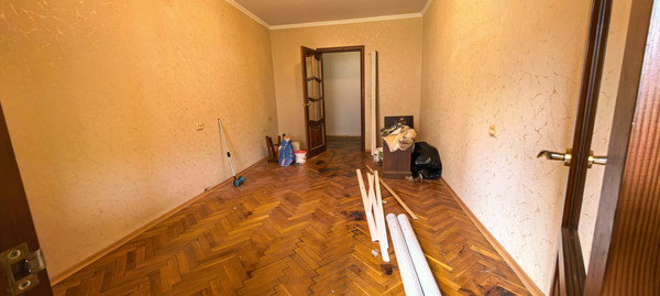 Продам трехкомнатную (3-комн.) квартиру, Горная ул, 1, Агой с