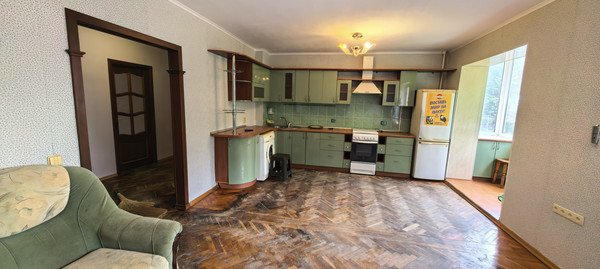 Продам трехкомнатную (3-комн.) квартиру, Горная ул, 1, Агой с