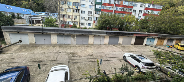 Продам трехкомнатную (3-комн.) квартиру, Горная ул, 1, Агой с