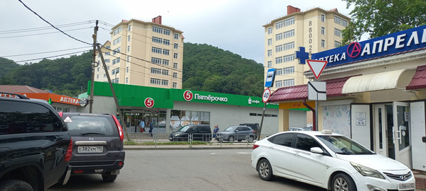 Продам трехкомнатную (3-комн.) квартиру, Горная ул, 1, Агой с