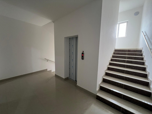 Продам двухкомнатную (2-комн.) квартиру, Шогенцукова пр-кт, 28к2, Нальчик г