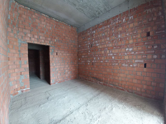 Продам трехкомнатную (3-комн.) квартиру, Атажукина ул, 155к1, Нальчик г