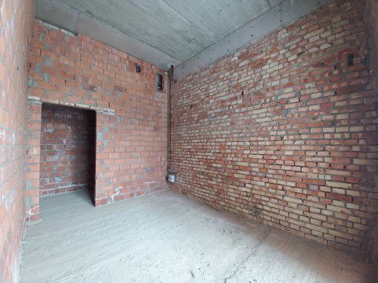 Продам трехкомнатную (3-комн.) квартиру, Атажукина ул, 155к1, Нальчик г