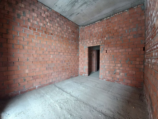 Продам трехкомнатную (3-комн.) квартиру, Атажукина ул, 155к1, Нальчик г