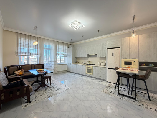 Продам трехкомнатную (3-комн.) квартиру, Тарчокова ул, 29, Нальчик г