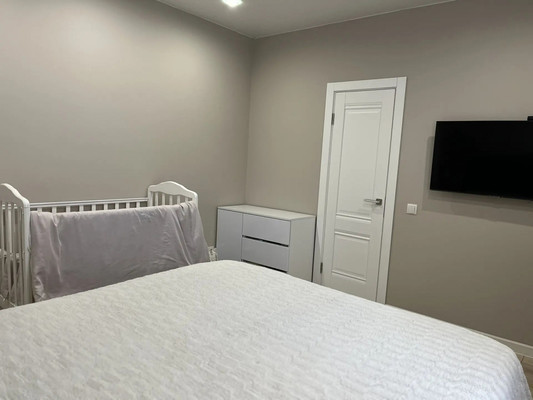 Продам трехкомнатную (3-комн.) квартиру, Конгрессная ул, 21, Краснодар г