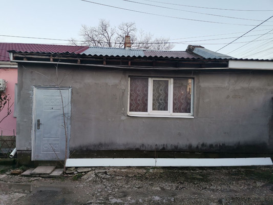 Продам однокомнатную (1-комн.) квартиру, Фабричный спуск, 4, Симферополь г