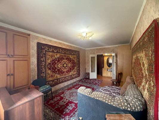 Продам двухкомнатную (2-комн.) квартиру, Балаклавская ул, 97, Симферополь г