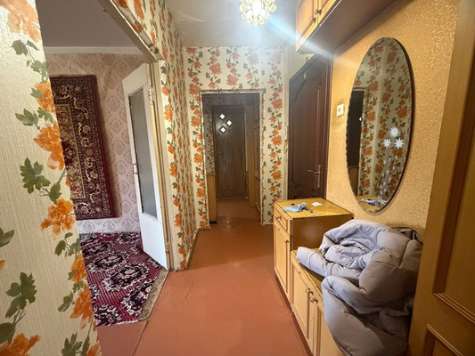 Продам двухкомнатную (2-комн.) квартиру, Балаклавская ул, 97, Симферополь г