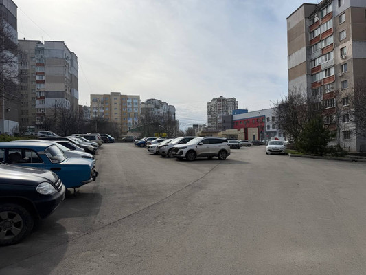 Продам двухкомнатную (2-комн.) квартиру, Балаклавская ул, 97, Симферополь г