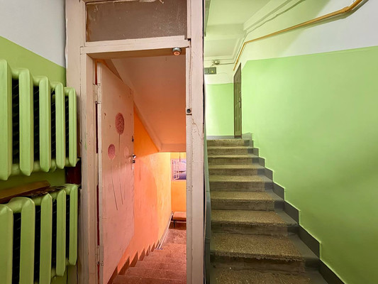 Продам трехкомнатную (3-комн.) квартиру, им. Матэ Залки ул, 29, Симферополь г