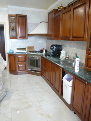 Продам трехкомнатную (3-комн.) квартиру, 3-я Кольцевая ул, 58кБ, Ростов-на-Дону г