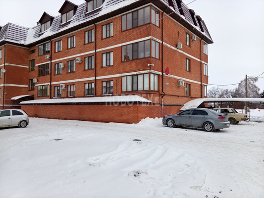 Продам двухкомнатную (2-комн.) квартиру, Набережная ул, 1к6, Каневская ст-ца