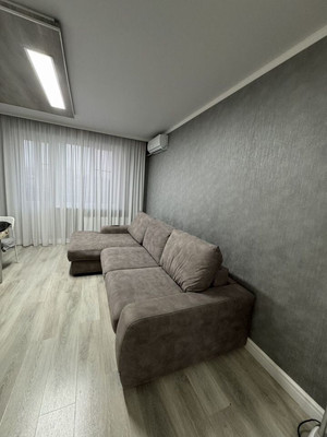 Продам однокомнатную (1-комн.) квартиру, Строителей пр-кт, 7А, Волгодонск г