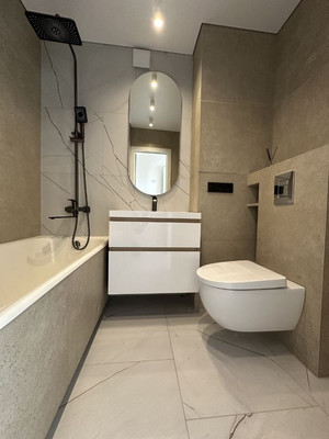 Продам двухкомнатную (2-комн.) квартиру, Кировоградская ул, 24к1, Москва г