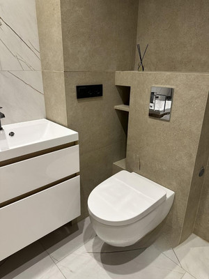 Продам двухкомнатную (2-комн.) квартиру, Кировоградская ул, 24к1, Москва г