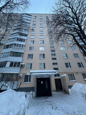 Продам двухкомнатную (2-комн.) квартиру, Кировоградская ул, 24к1, Москва г