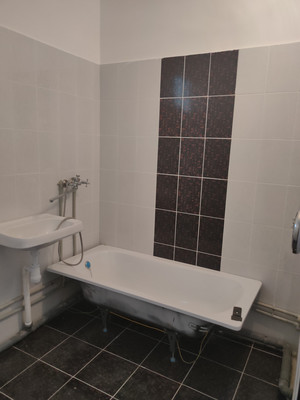 Продам двухкомнатную (2-комн.) квартиру, Солдатских матерей проезд, 64к4, Анапа г